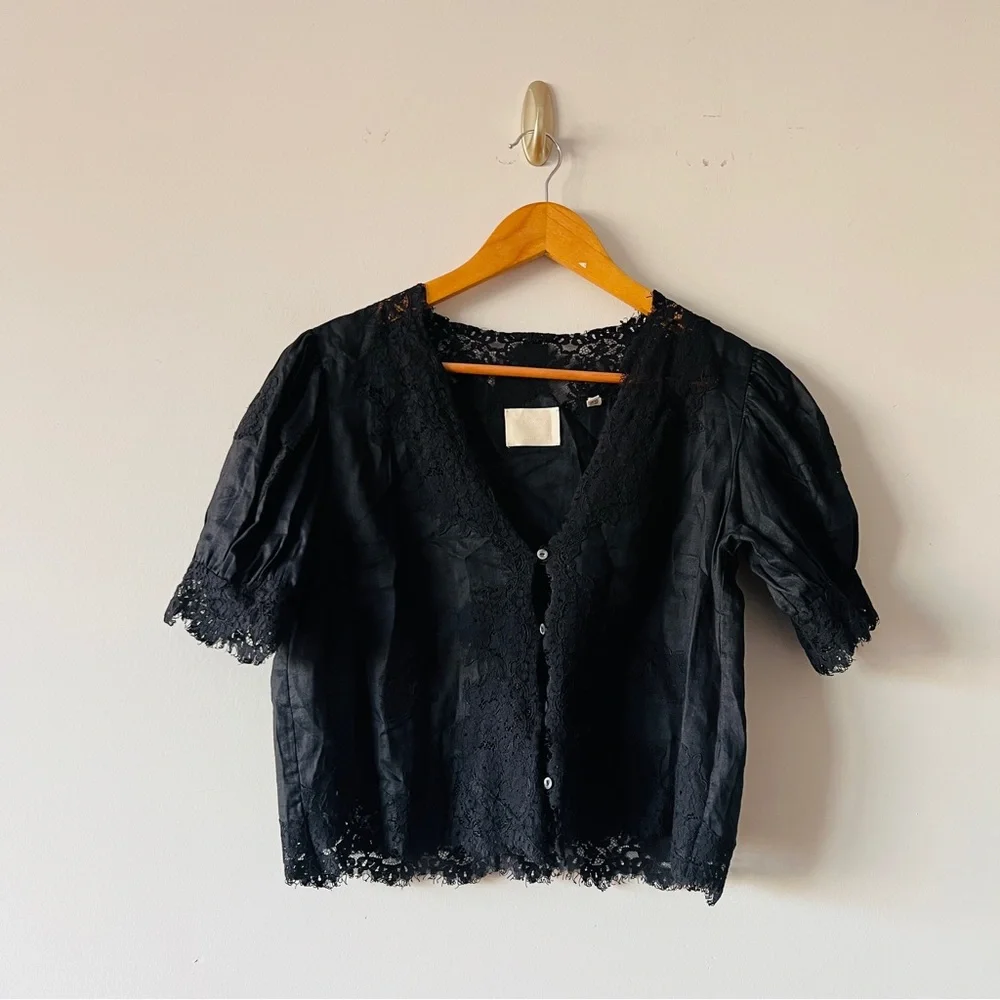 Doen Black Lace-Trim Puff-Sleeve Blouse